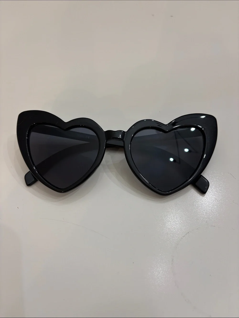 Sojos Retro Vintage Heart-Shaped Sunglasses in Black
